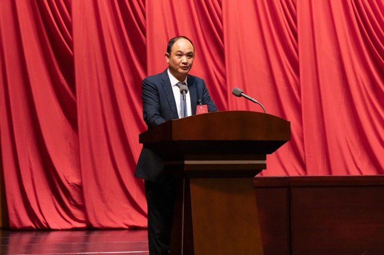20260915163632405 纽恩泰董事长赵密升在大会现场讲话